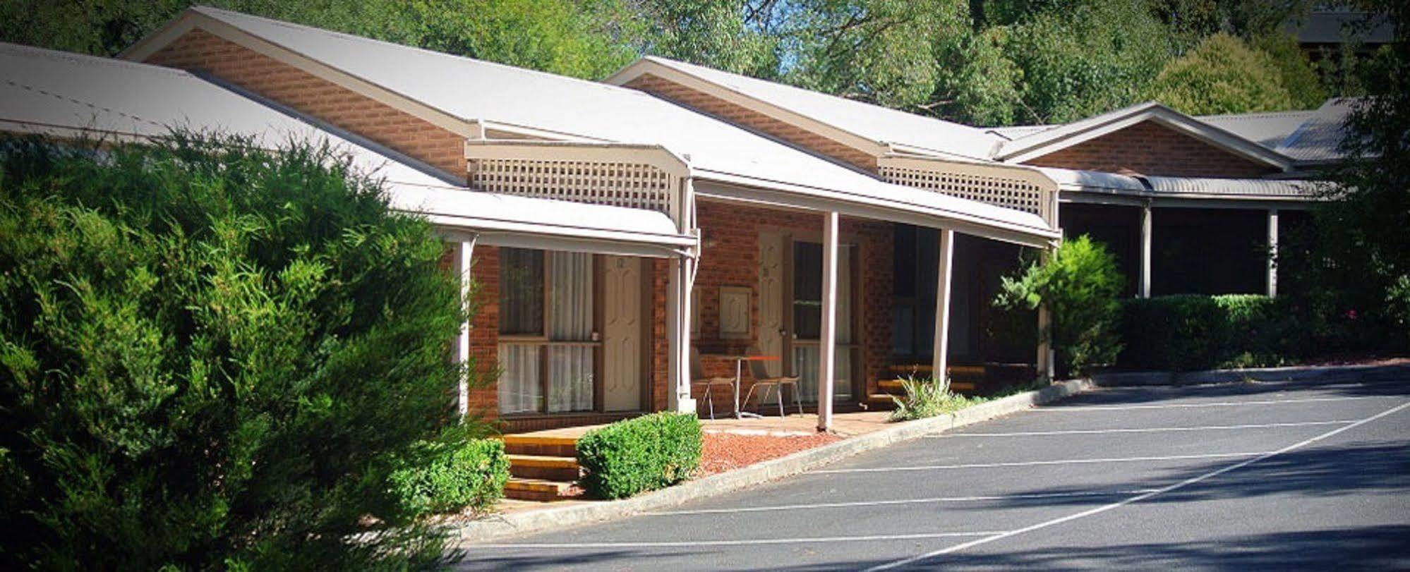 Eltham Motor Inn Melbourne Exterior photo